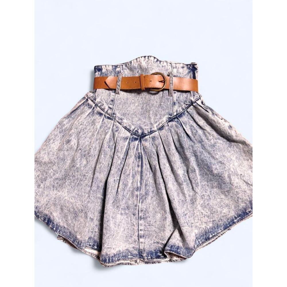 Vintage 80s Chaos High Waisted Acid Wash Denim Skirt Caramel Leather Belt - Picture 2 of 6